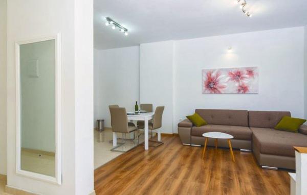 Apartman Darija 2 โปดสตรานา ภายนอก รูปภาพ